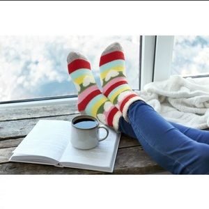 BRAND NEW Aloe infused Airplus Cozy Cabin socks Women’s Size 5-10